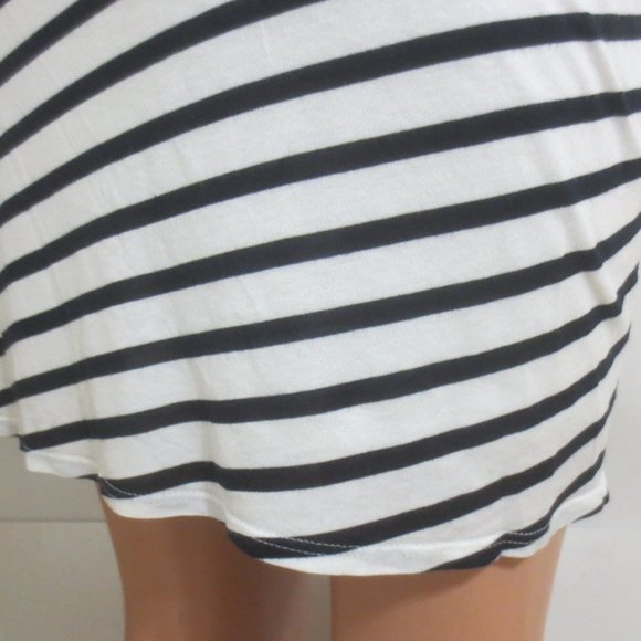 Theory Black and White Striped Dress - Picture 5 of 6
